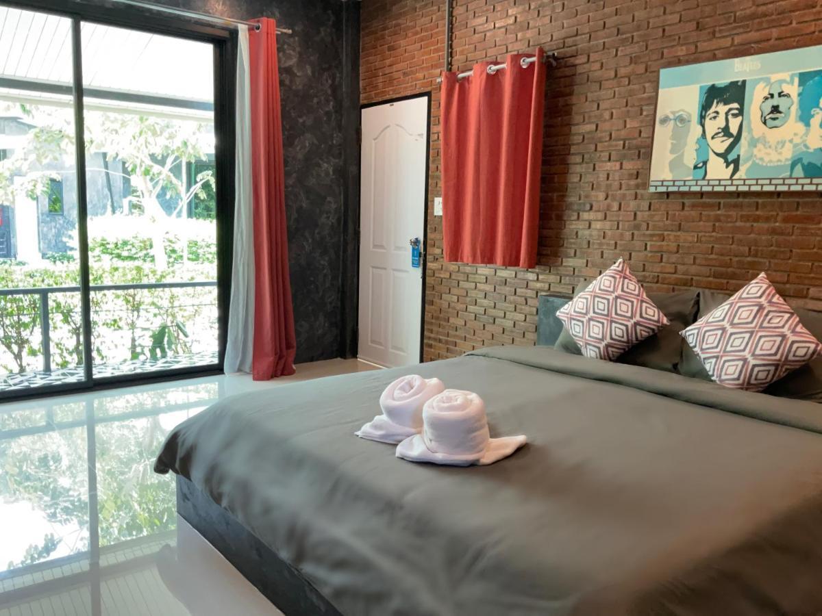 Baan Tonjaeng Resort Chai Nat Eksteriør bilde