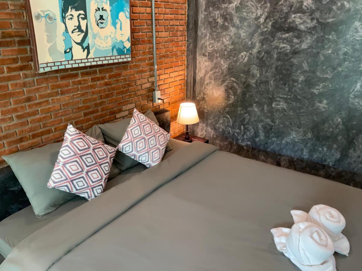Baan Tonjaeng Resort Chai Nat Eksteriør bilde