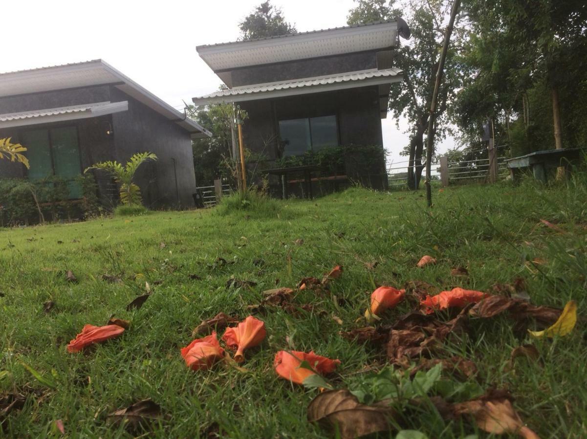 Baan Tonjaeng Resort Chai Nat Eksteriør bilde